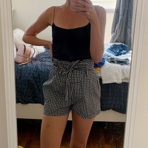 Checkered tie shorts
